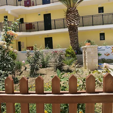 Apartahotel Despina 3*