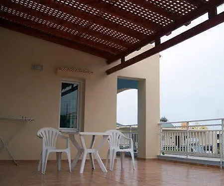Despina Apartahotel